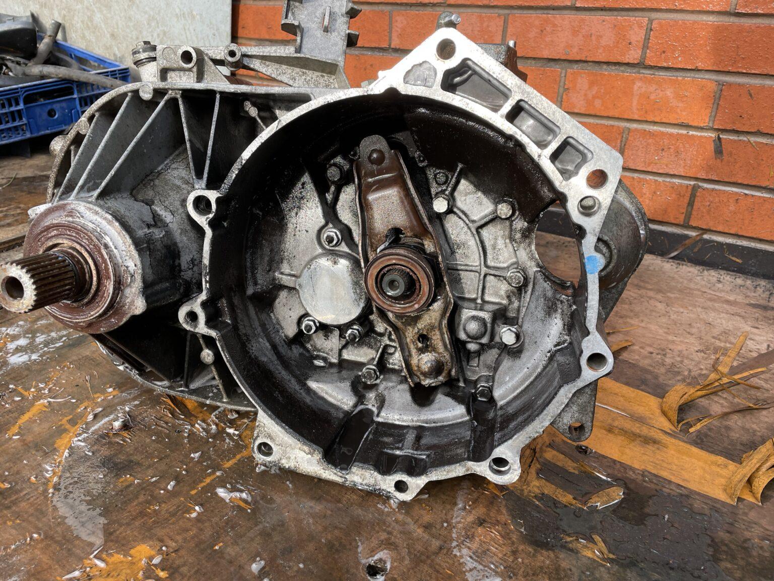 VW T5 TRANSPORTER 1.9 5 SPEED MANUAL GEAR BOX Transporter Heaven