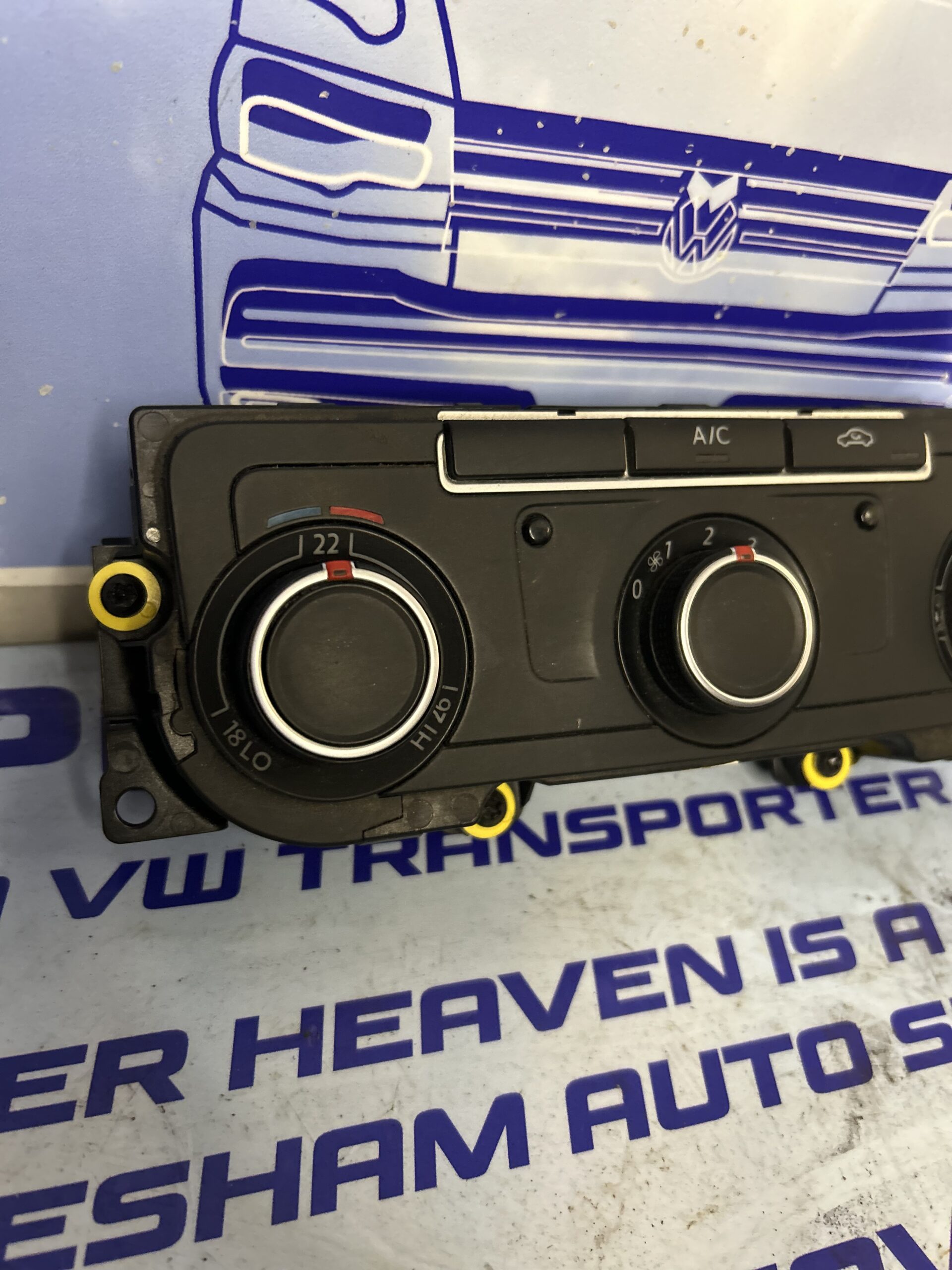 VW TRANSPORTER GENUINE T6 CLIMATE CONTROL WITH AC 2015-2020 - Image 2