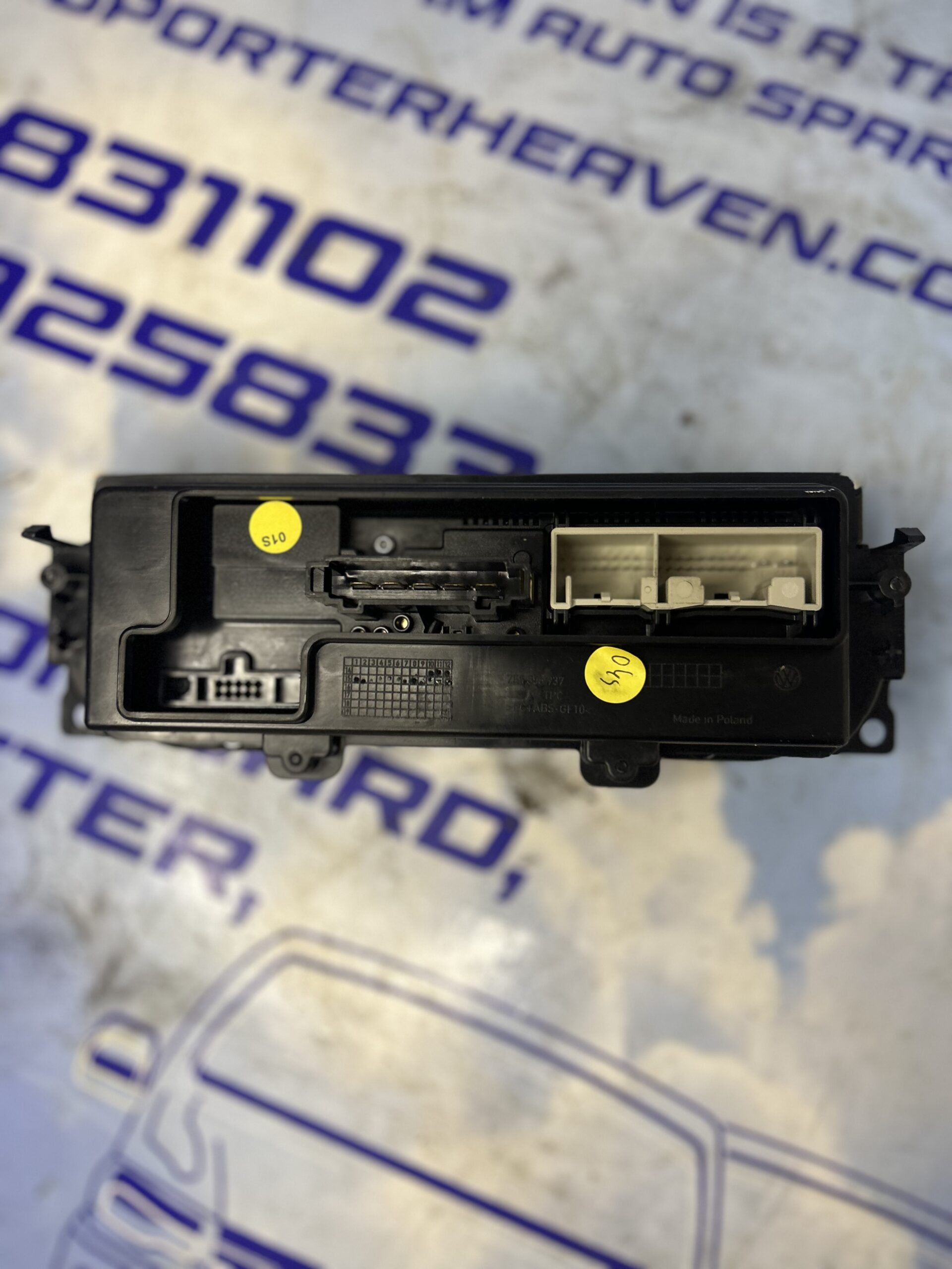 VW TRANSPORTER GENUINE T6 CLIMATE CONTROL WITH AC 2015-2020 - Image 4