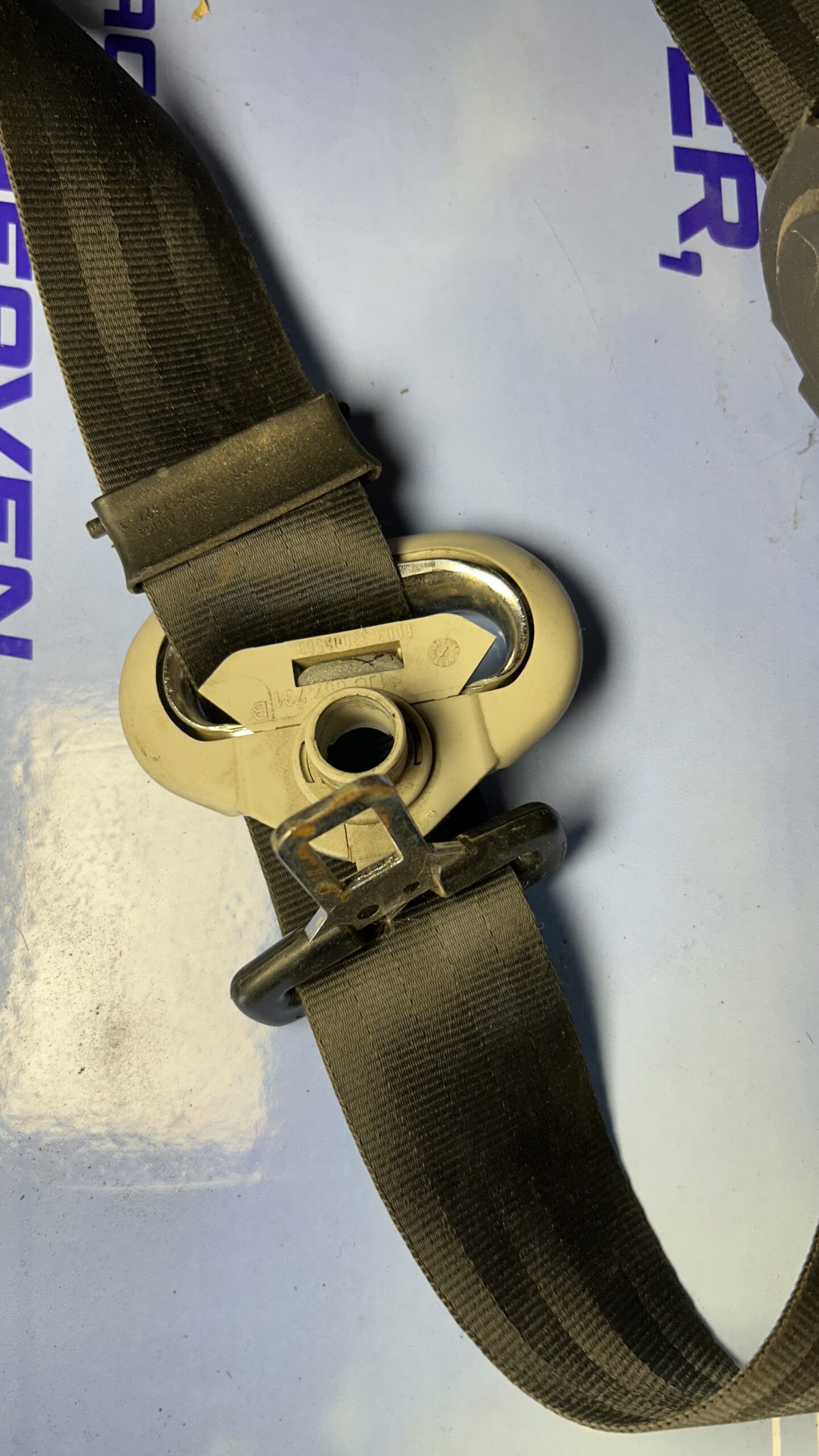 VW T5 TRANSPORTER 2003-2009, COMPLETE GENUINE N/S/F PASSENGER FRONT SEAT BELT - Image 4